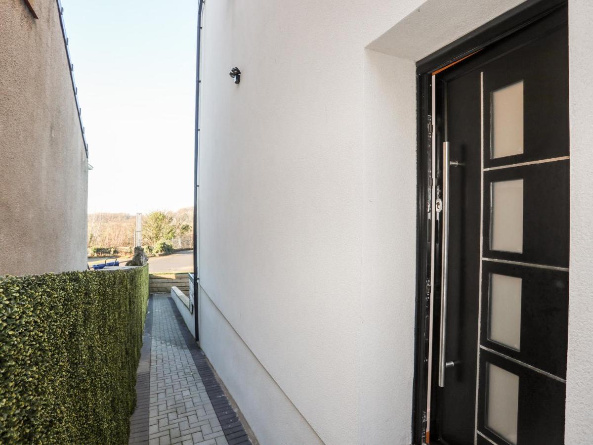 Apartamento Bryn Min Manton Penthouse Caernarfon Exterior foto
