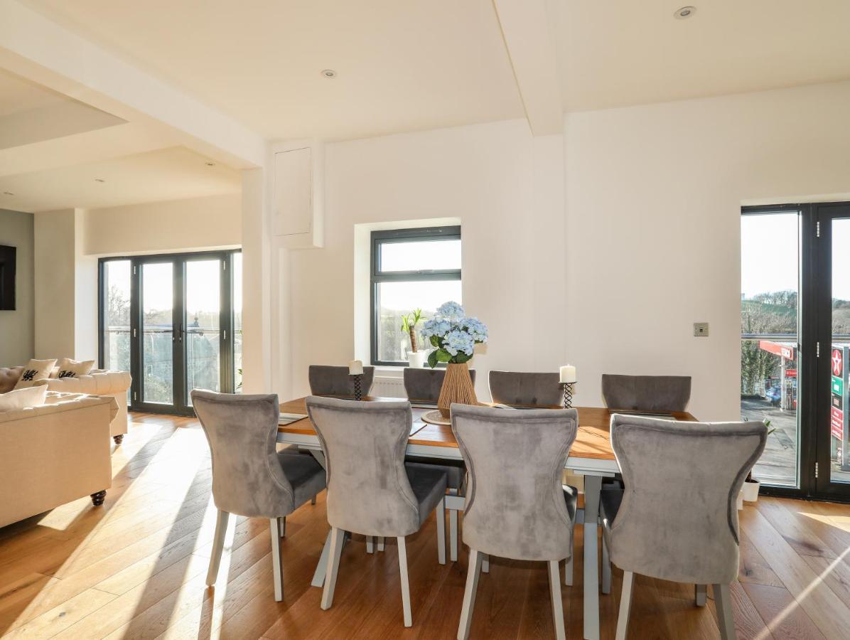 Apartamento Bryn Min Manton Penthouse Caernarfon Exterior foto